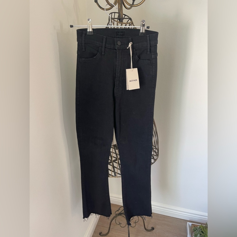 NWT - Mother Denim, The Hustler Ankle Fray, Size 24